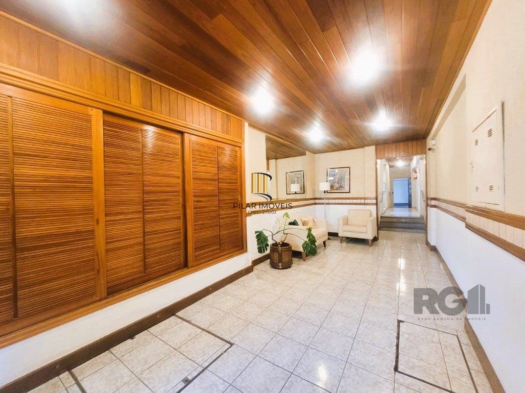 Excepcional apto. com excelente localização, na Rua Gomes Jardim 2 quartos com vaga.