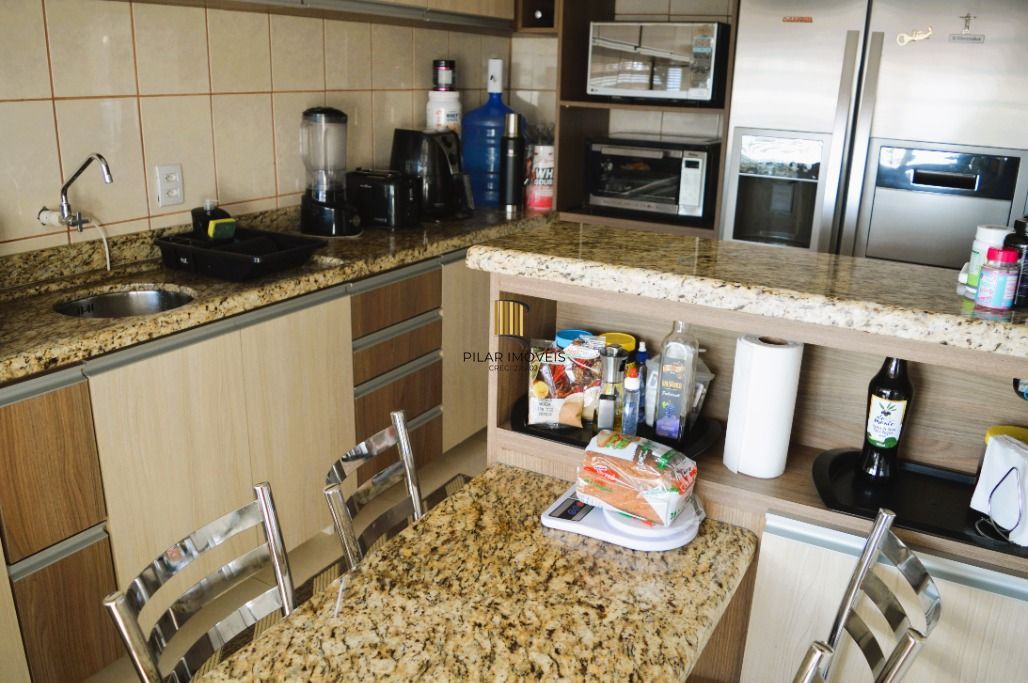 Impecável apto. 2 dormitórios -1 suíte, semimobiliado com linda vista e próximo ao Catamarã no Centro de Guaiba