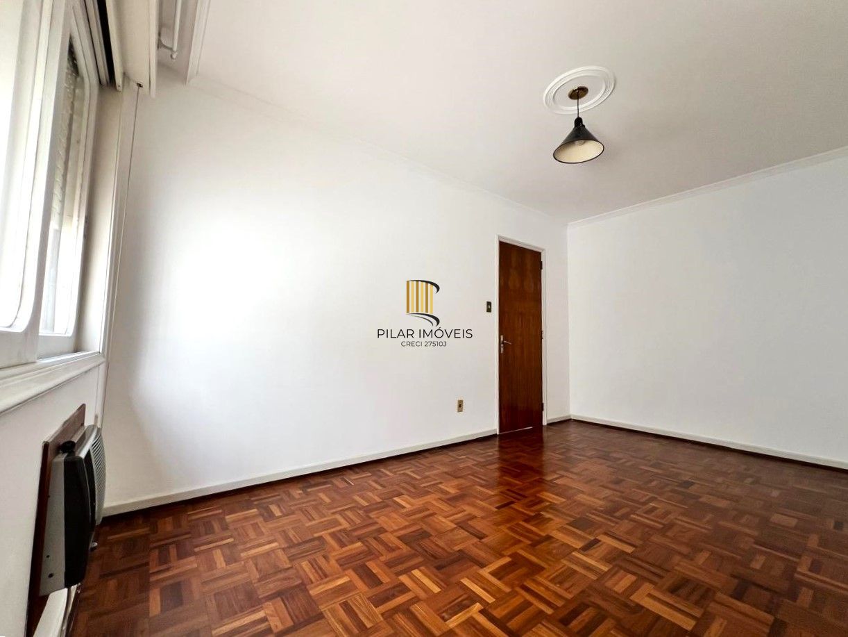 Apartamento 2 dormitórios no Menino Deus