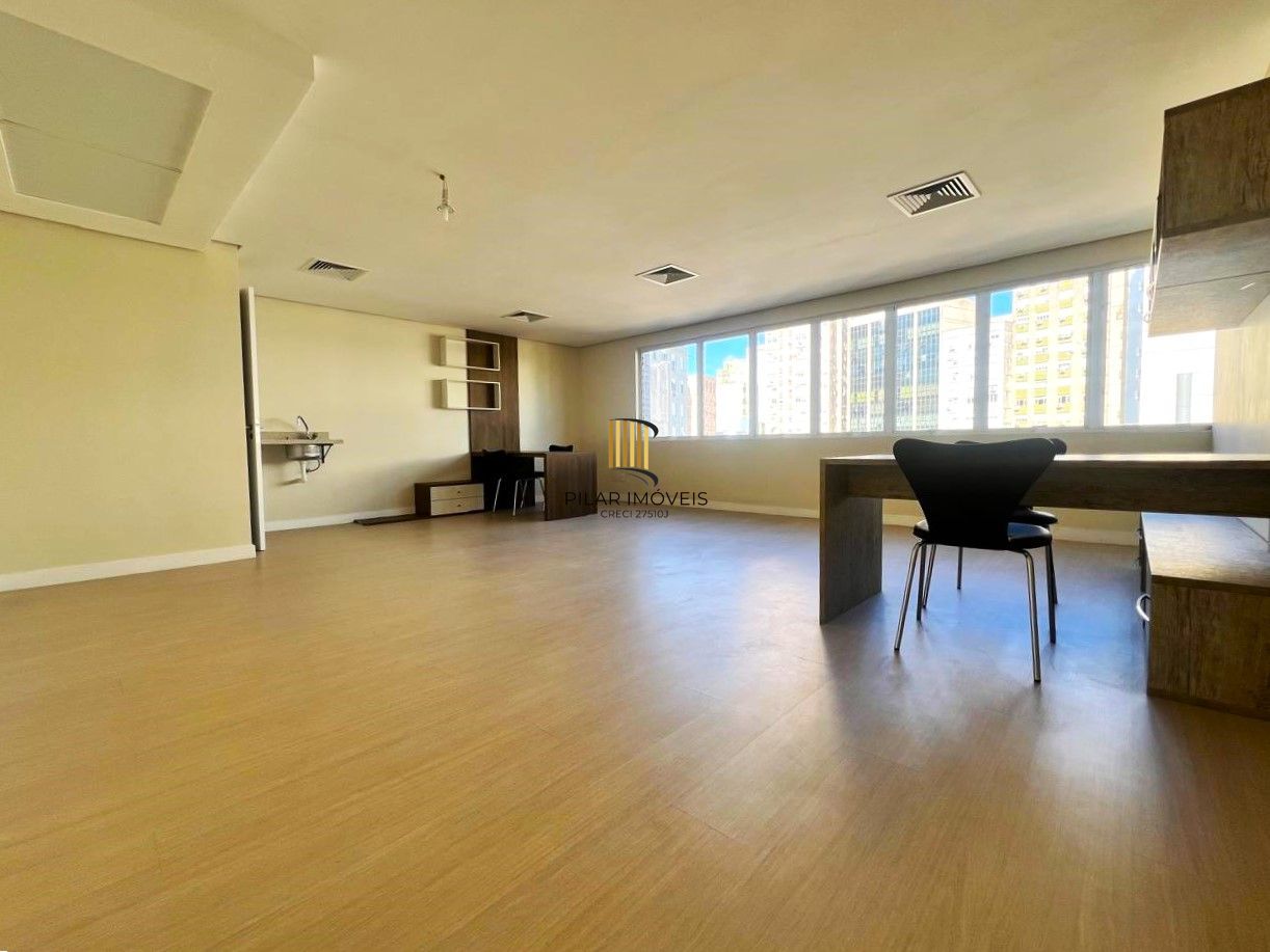 EXCELENTE SALA COMERCIAL COM VAGA NO CENTRO HISTÓRICO PRÓXIMA A OAB E CENTRO ADMINISTRATIVO!