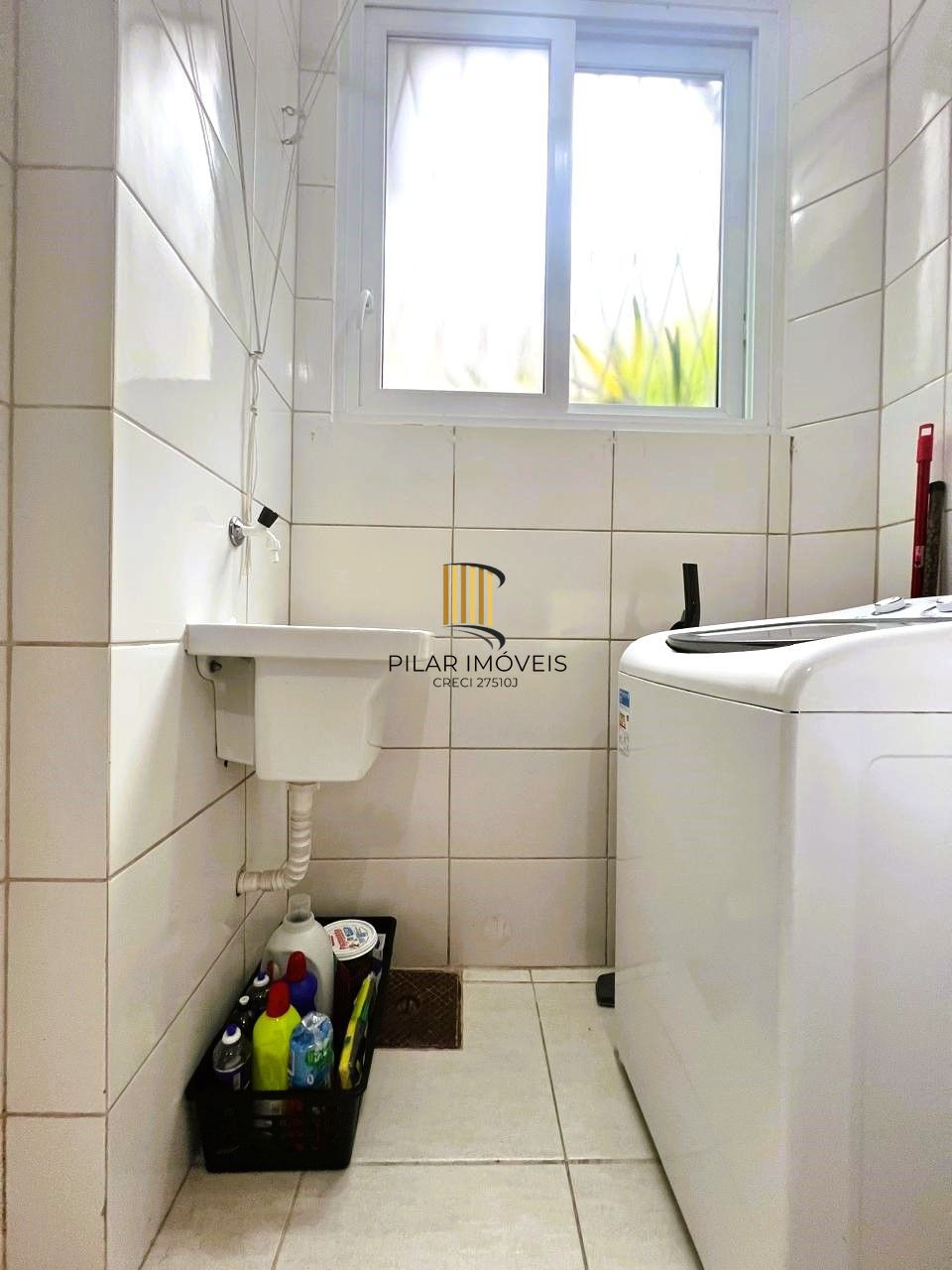 APARTAMENTO STÚDIO À VENDA - 1 QUARTO, MOBILIADO E SEM VAGA PRÓXIMO A UFRGS/UFCSPA