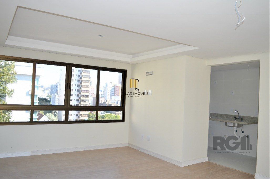 Lindo apartamento 2 dormitórios com 2 suítes, lavabo, vaga de garagem, amplo living 2 ambientes e cozinha com churrasqueira.