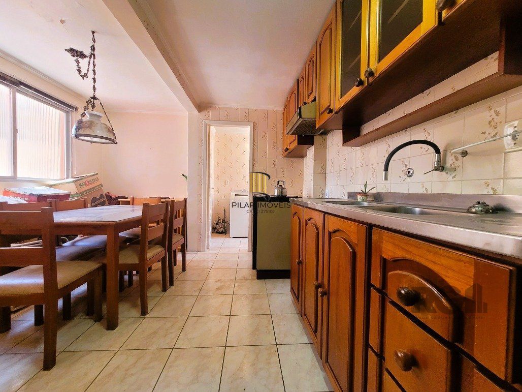 Apartamento 2 dormitórios no bairro Azenha
