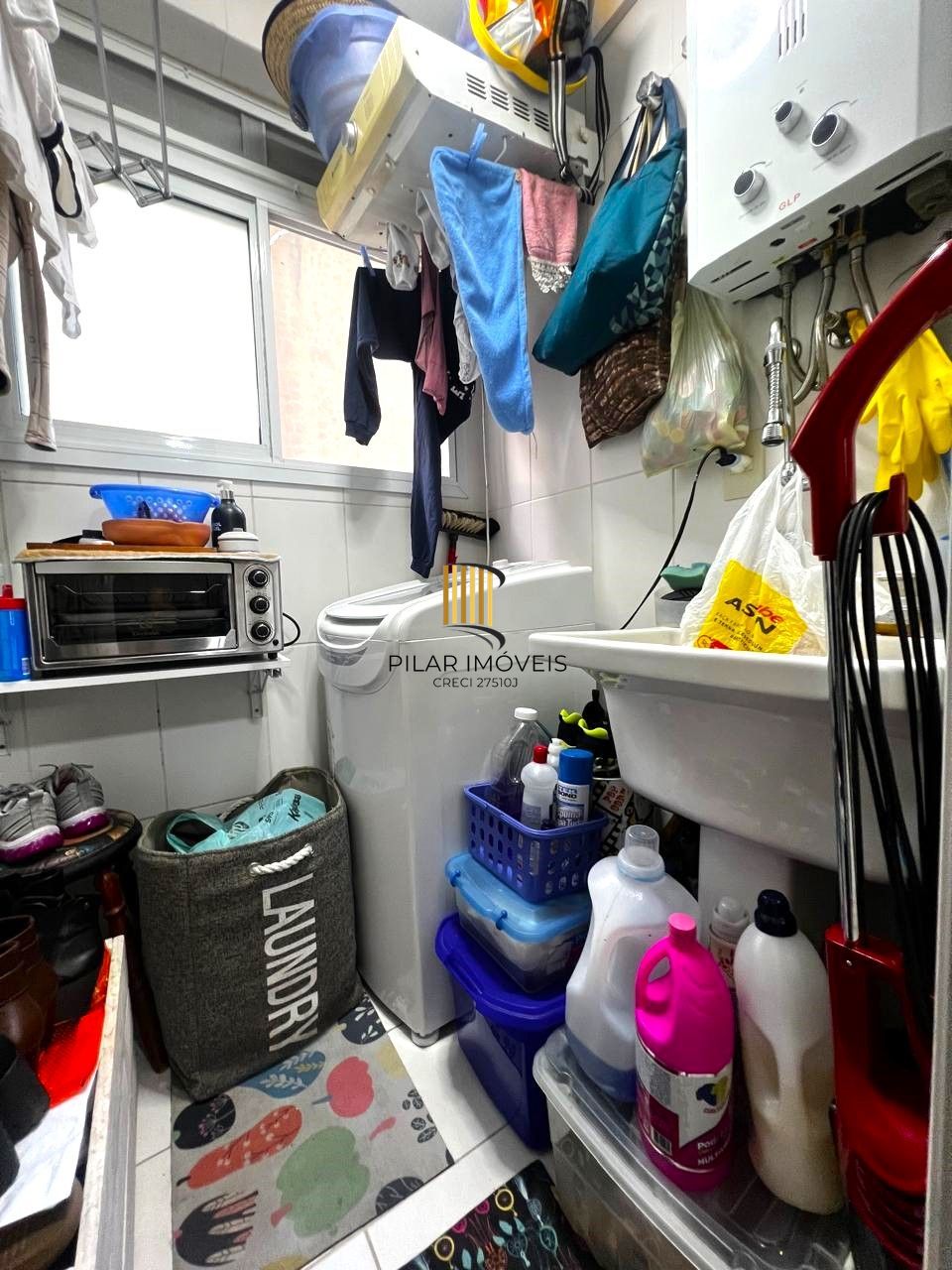 Excelente apartamento 2 dormitórios com duas vagas na Cidade Baixa