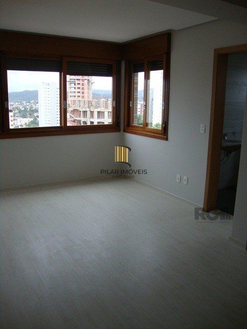 Excelente cobertura com 4 vagas no Centro de Novo Hamburgo
