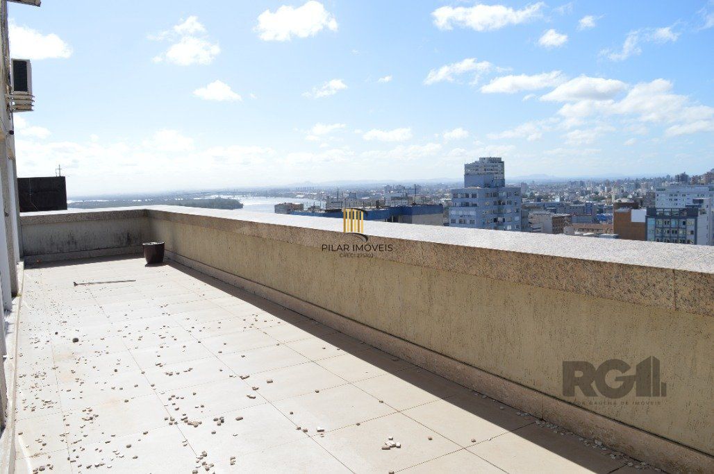 ANDAR INTEIRO NA GALERIA MALCOM 22º - SALA COMERCIAL LINDA E REFORMADA