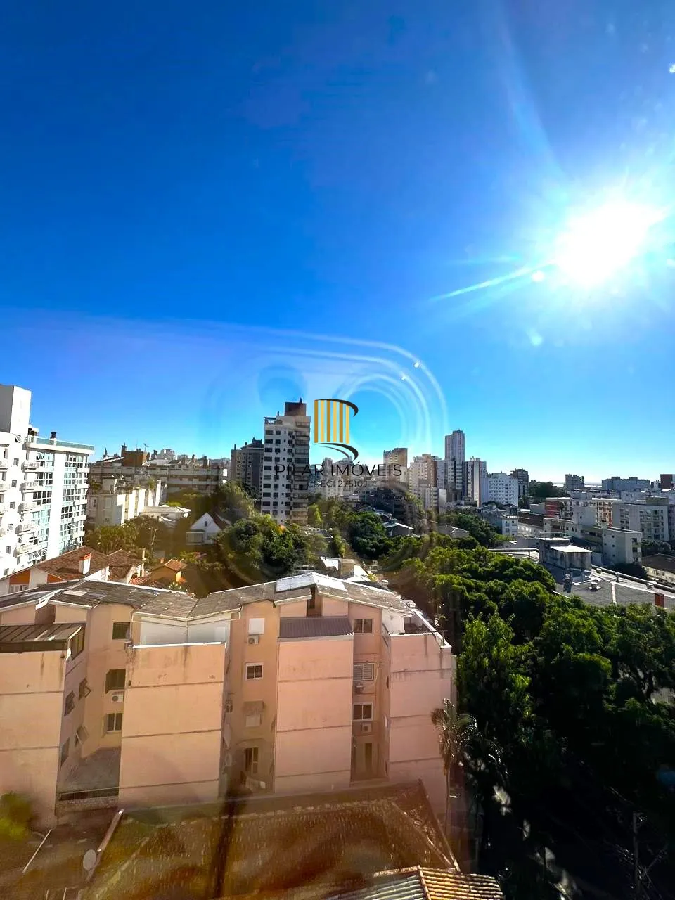 Apartamento 1 dormitório com vaga no Mont´t Serrat