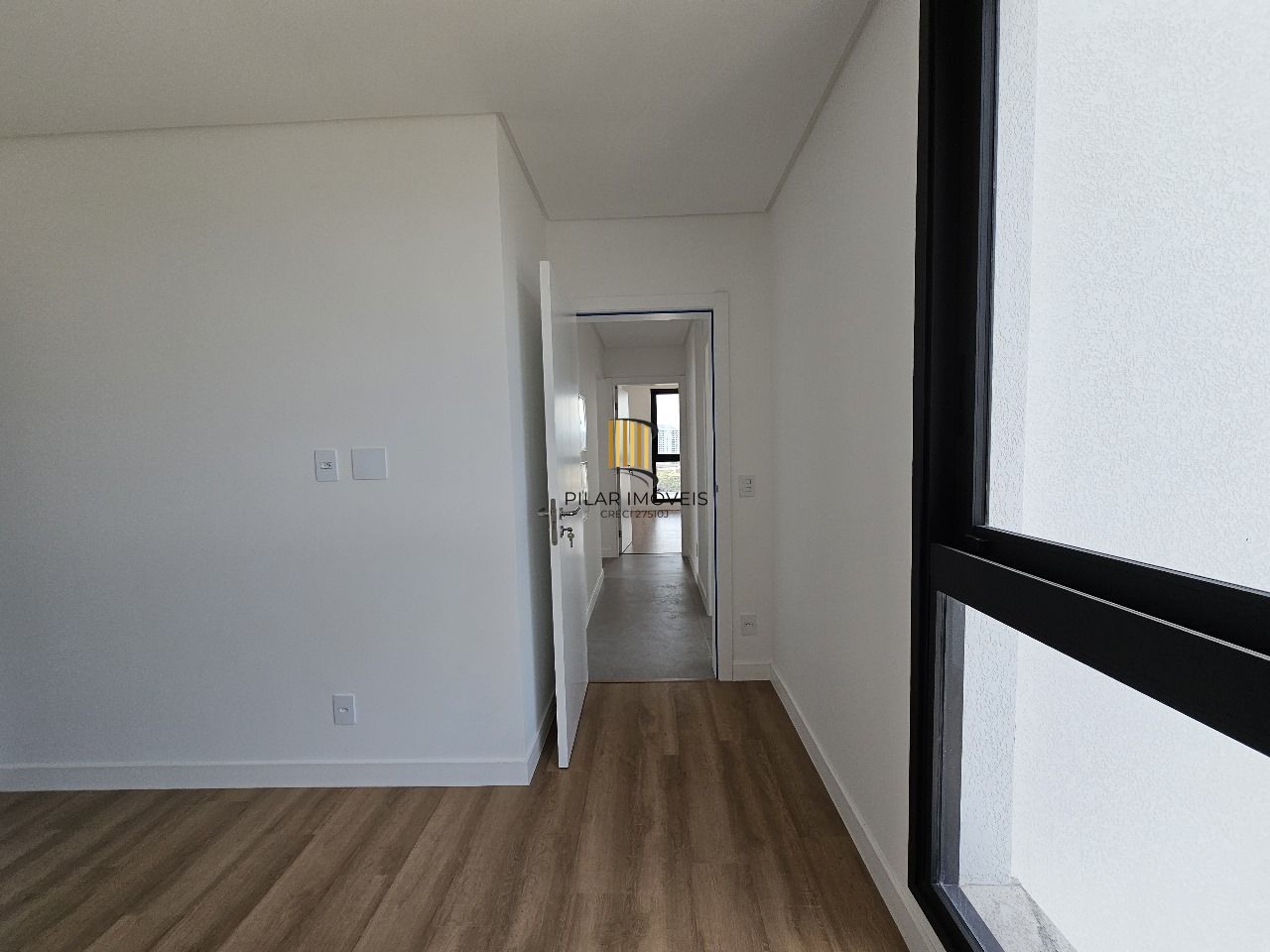 APARTAMENTO DE LUXO NO BLUE WAVES RESIDENCES EM PIÇARRA- SC COM VISTA PARA O MAR - ALTO PADRÃO
