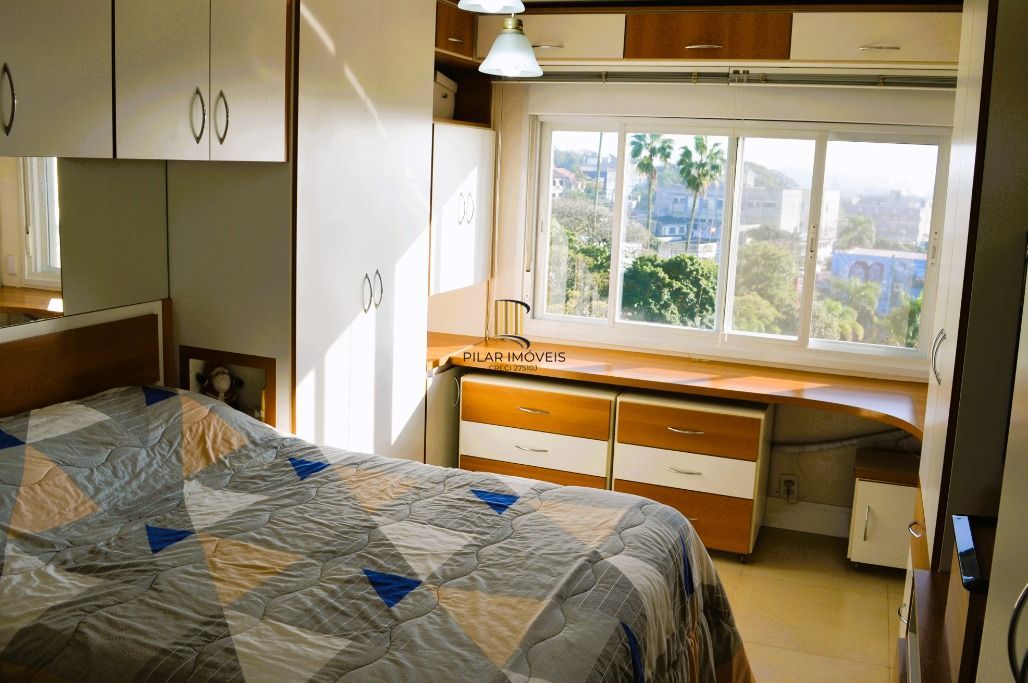 Impecável apto. 2 dormitórios -1 suíte, semimobiliado com linda vista e próximo ao Catamarã no Centro de Guaiba