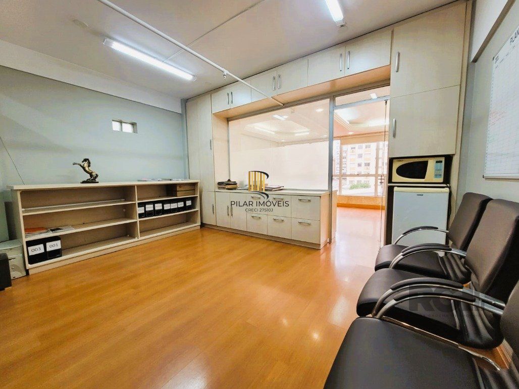 EXCELENTE SALA COMERCIAL NO CENTRO DA CIDADE DE PORTO ALEGRE