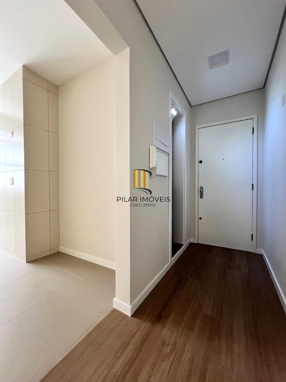 Excelente apartamento 2 dormitórios reformado no Bom Fim