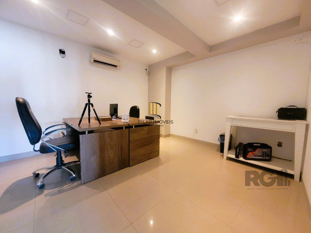ANDAR INTEIRO NA GALERIA MALCOM 22º - SALA COMERCIAL LINDA E REFORMADA