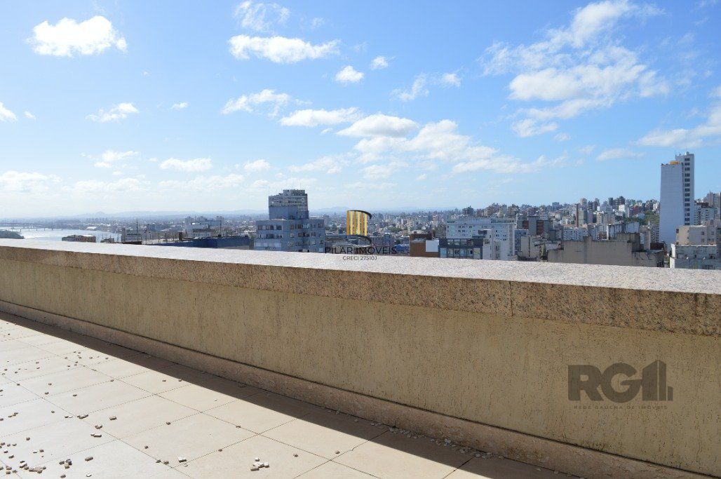 ANDAR INTEIRO NA GALERIA MALCOM 22º - SALA COMERCIAL LINDA E REFORMADA