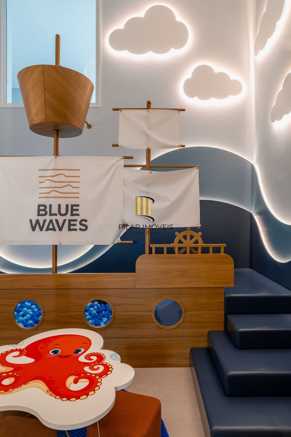 APARTAMENTO DE LUXO NO BLUE WAVES RESIDENCES EM PIÇARRA- SC COM VISTA PARA O MAR - ALTO PADRÃO