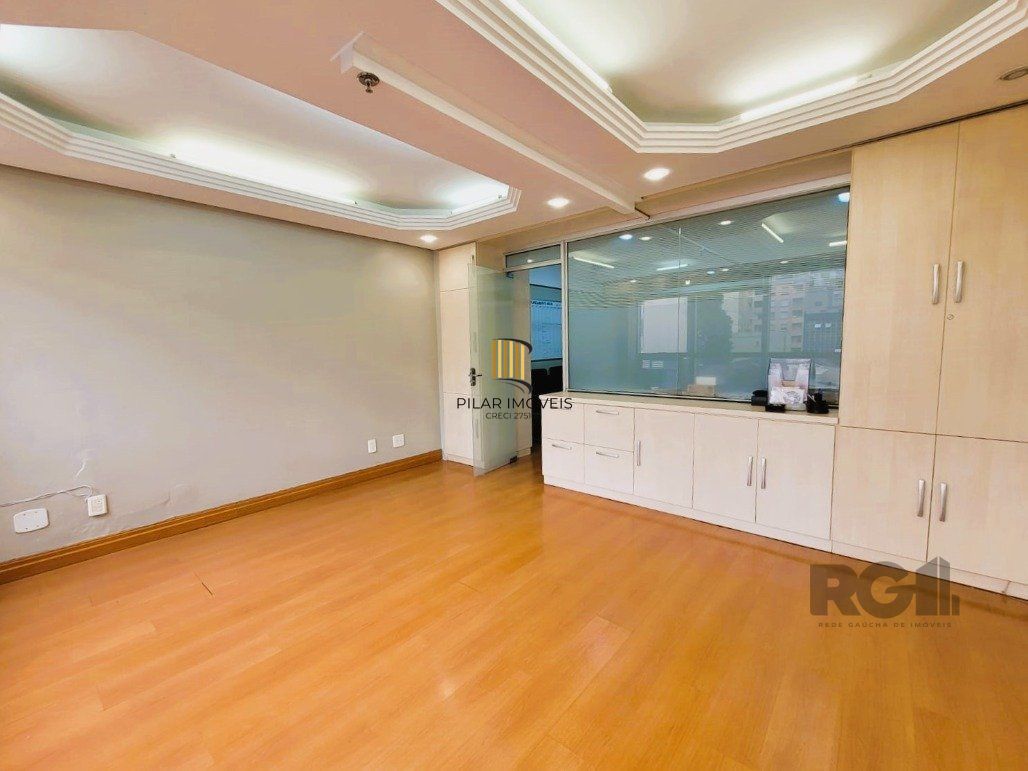 EXCELENTE SALA COMERCIAL NO CENTRO DA CIDADE DE PORTO ALEGRE