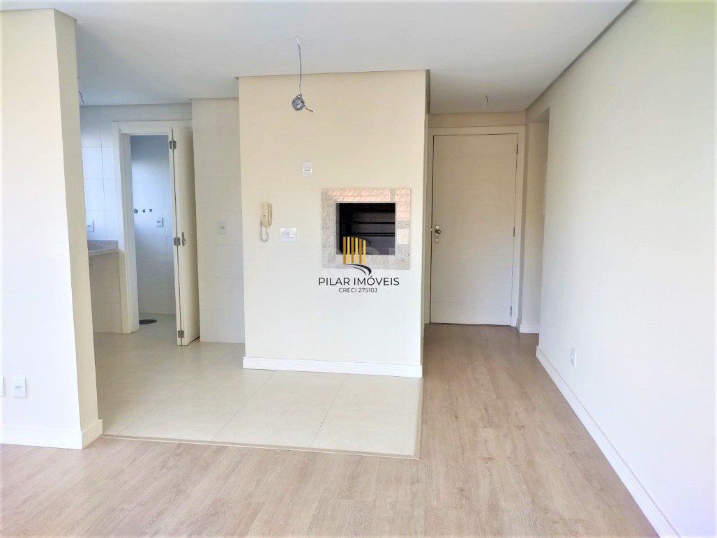 Excelente apartamento 2 dormitórios com  duas suítes,lavabo e vaga coberta próximo Av: Goethe
