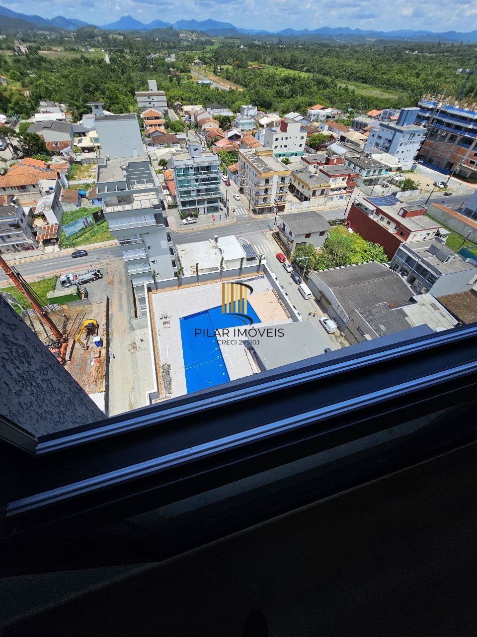 APARTAMENTO DE LUXO NO BLUE WAVES RESIDENCES EM PIÇARRA- SC COM VISTA PARA O MAR - ALTO PADRÃO