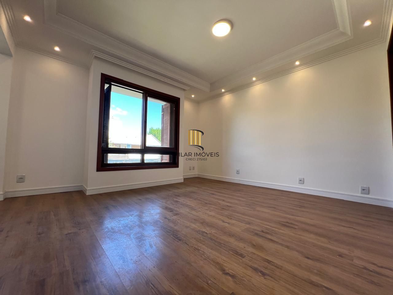 INCRÍVEL CASA COM LAREIRA E ESPAÇO GOOURMET EM CONDOMINIO NO BAIRRO IPANEMA!