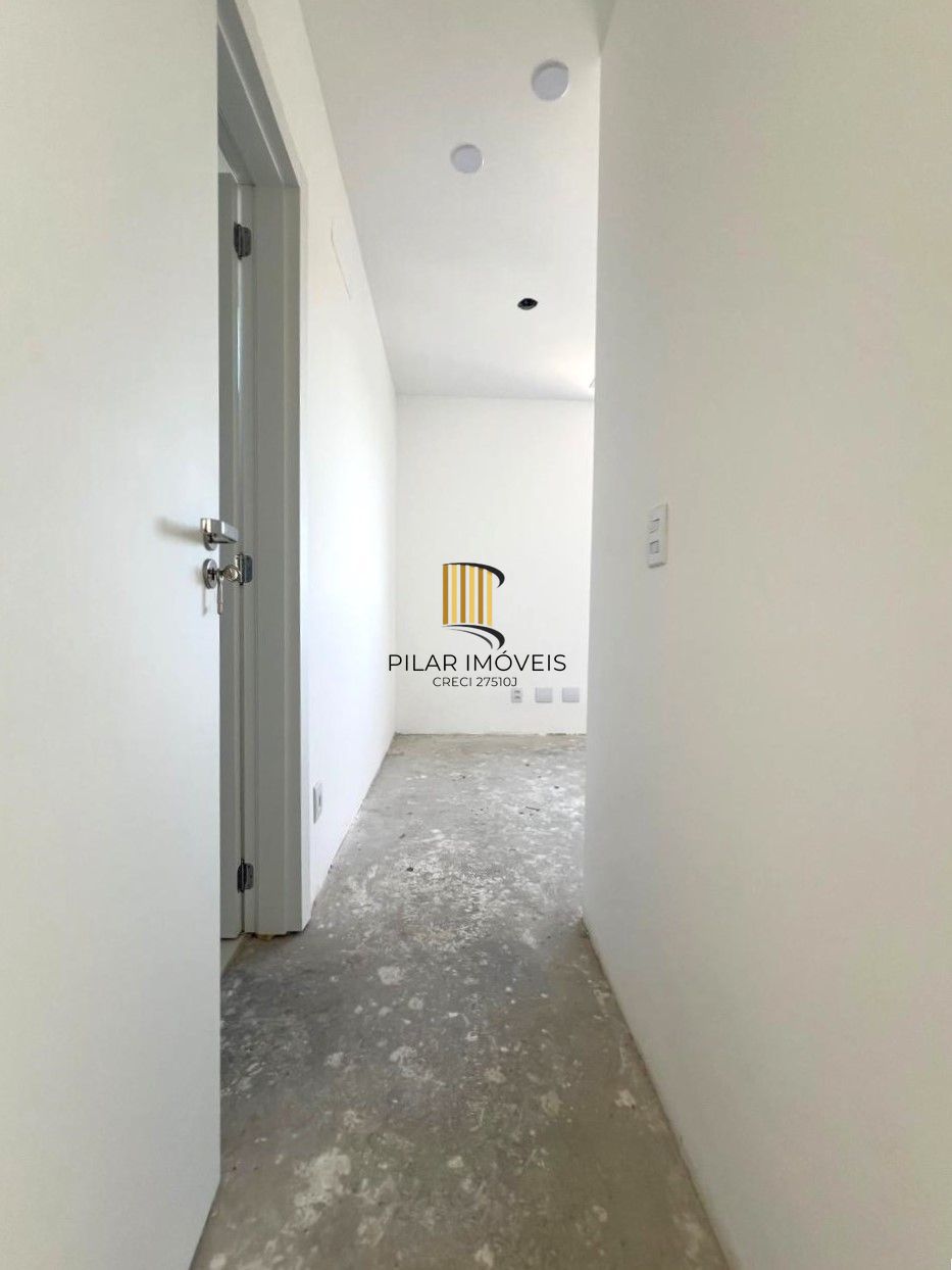 Excelente apartamento 3 dormitórios com duas vagas próximo PUCRS