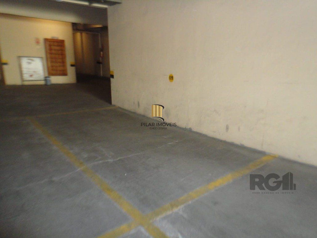 EXCELENTE SALA COMERCIAL COM GARDEN E VAGA EM FRENTE AO BRICK DA REDENÇÃO