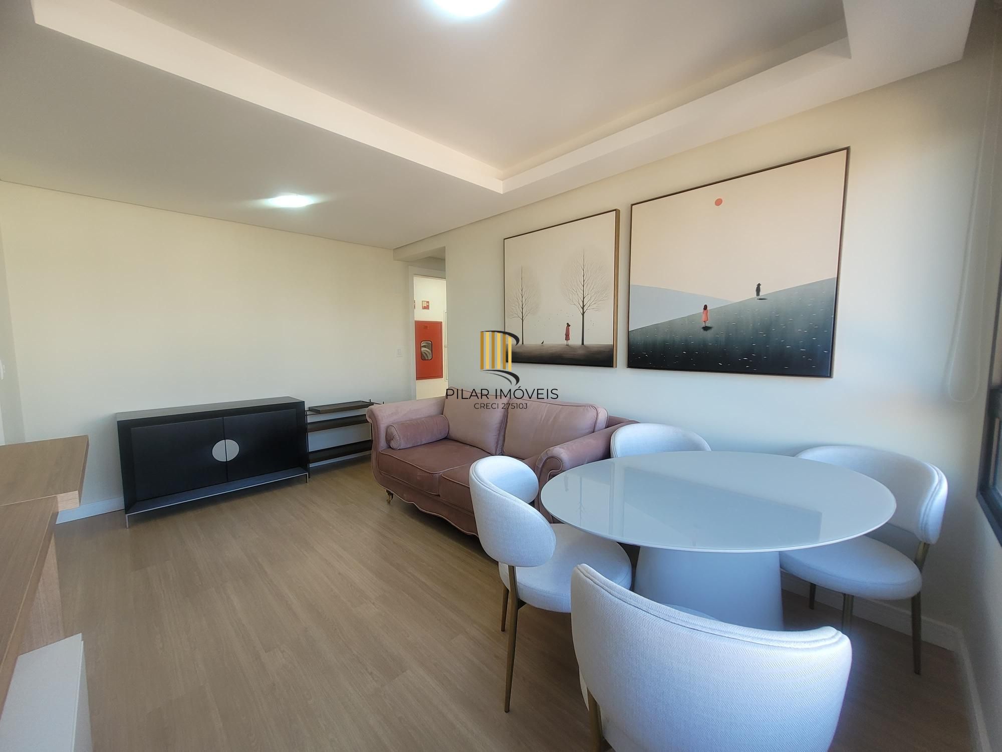 Excelente apartamento 2 dormitórios semi mobiliado no Mont`t Serrat