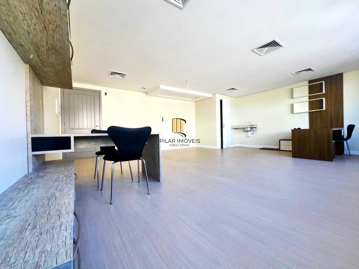 EXCELENTE SALA COMERCIAL COM VAGA NO CENTRO HISTÓRICO PRÓXIMA A OAB E CENTRO ADMINISTRATIVO!