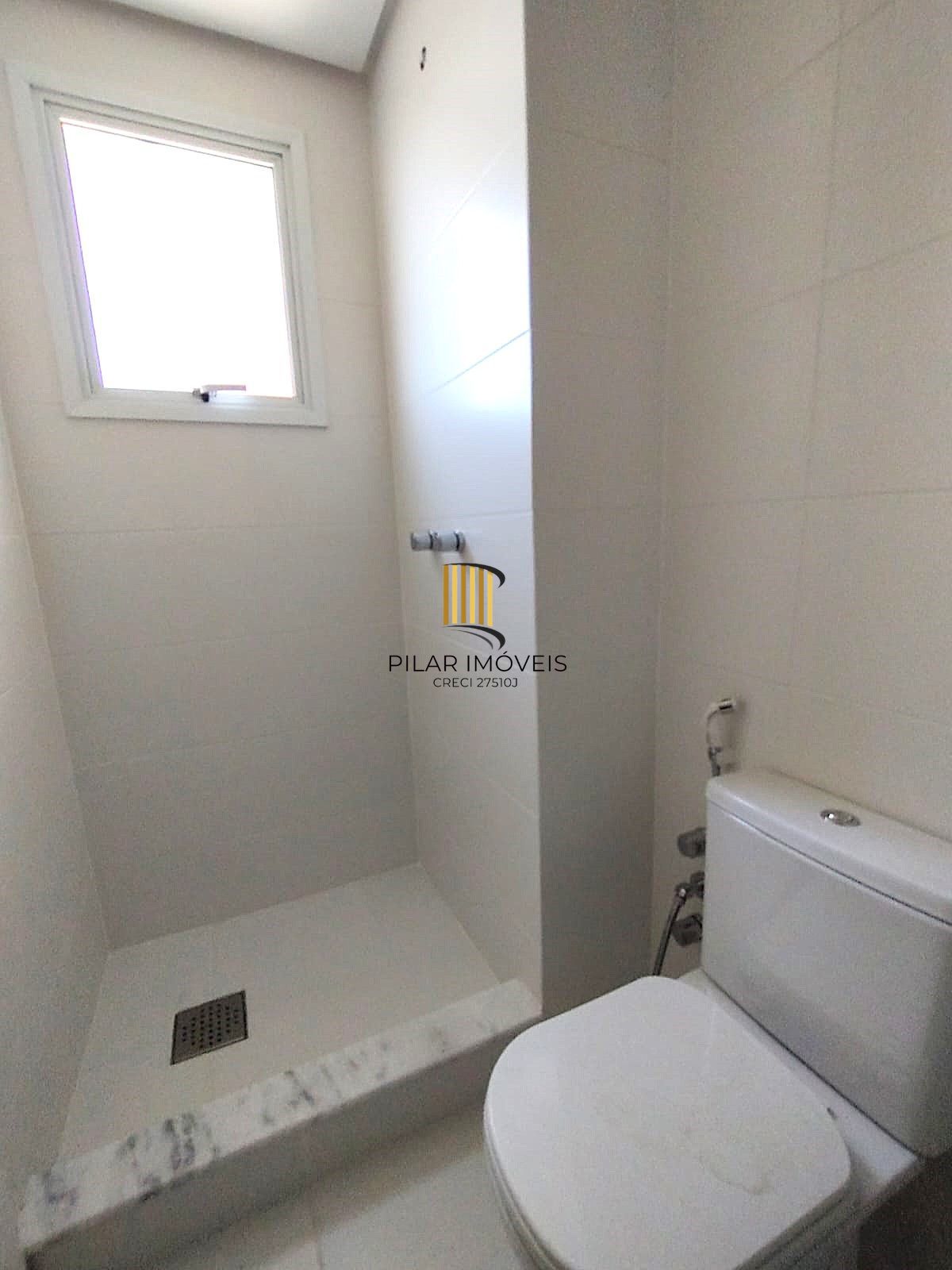 Apartamento com  2 suítes e lavabo em frente ao Parque da Redenção