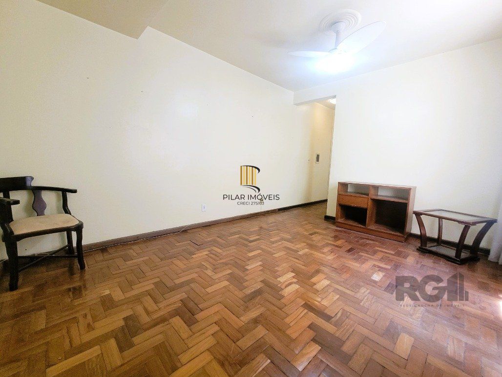 Apartamento 2 dormitórios no bairro Azenha