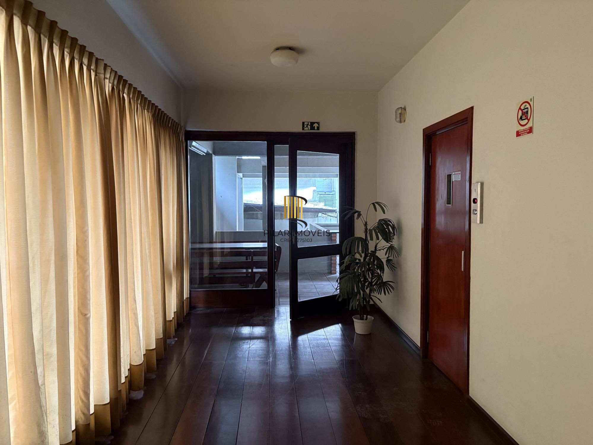 OPORTUNIDADE NO CENTRO HISTÓRICO: Apto. 1 dormitório semimobiliado