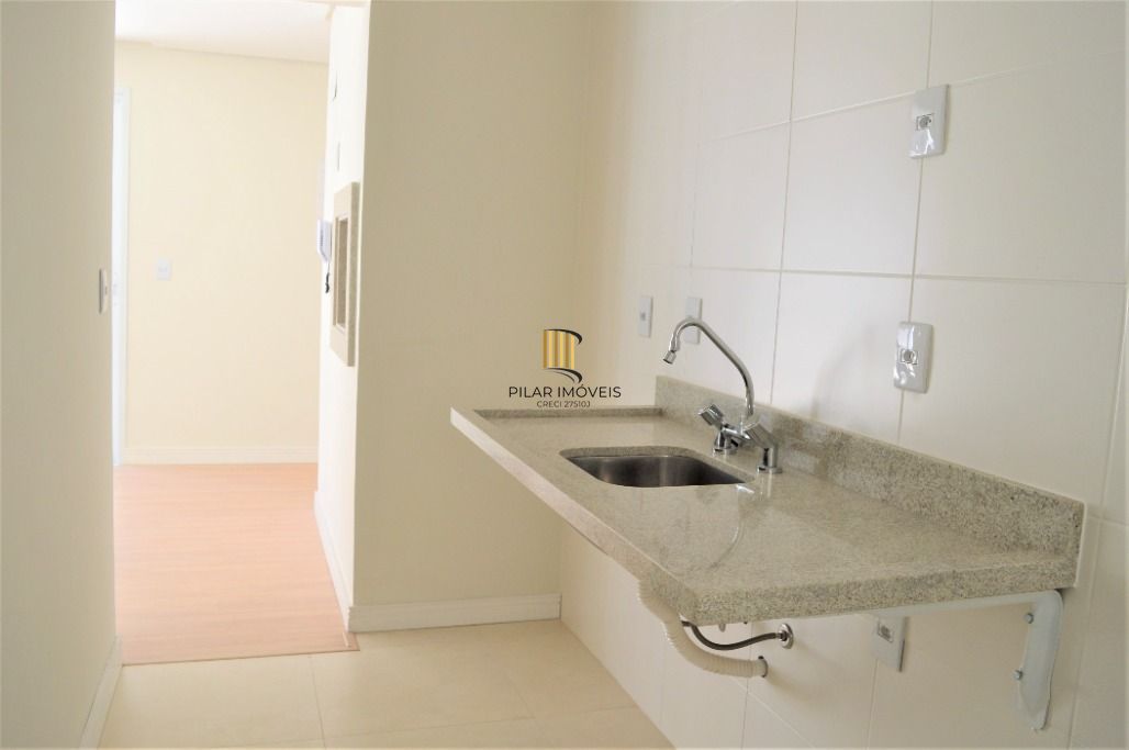 Lindo apartamento 2 dormitórios com 1 suíte, amplo garden e 2 vagas no Bairro Bom Fim.