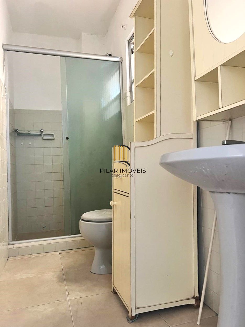 Apartamento 1 dormitório  Semimobiliado no Bairro Independência – Porto Alegre