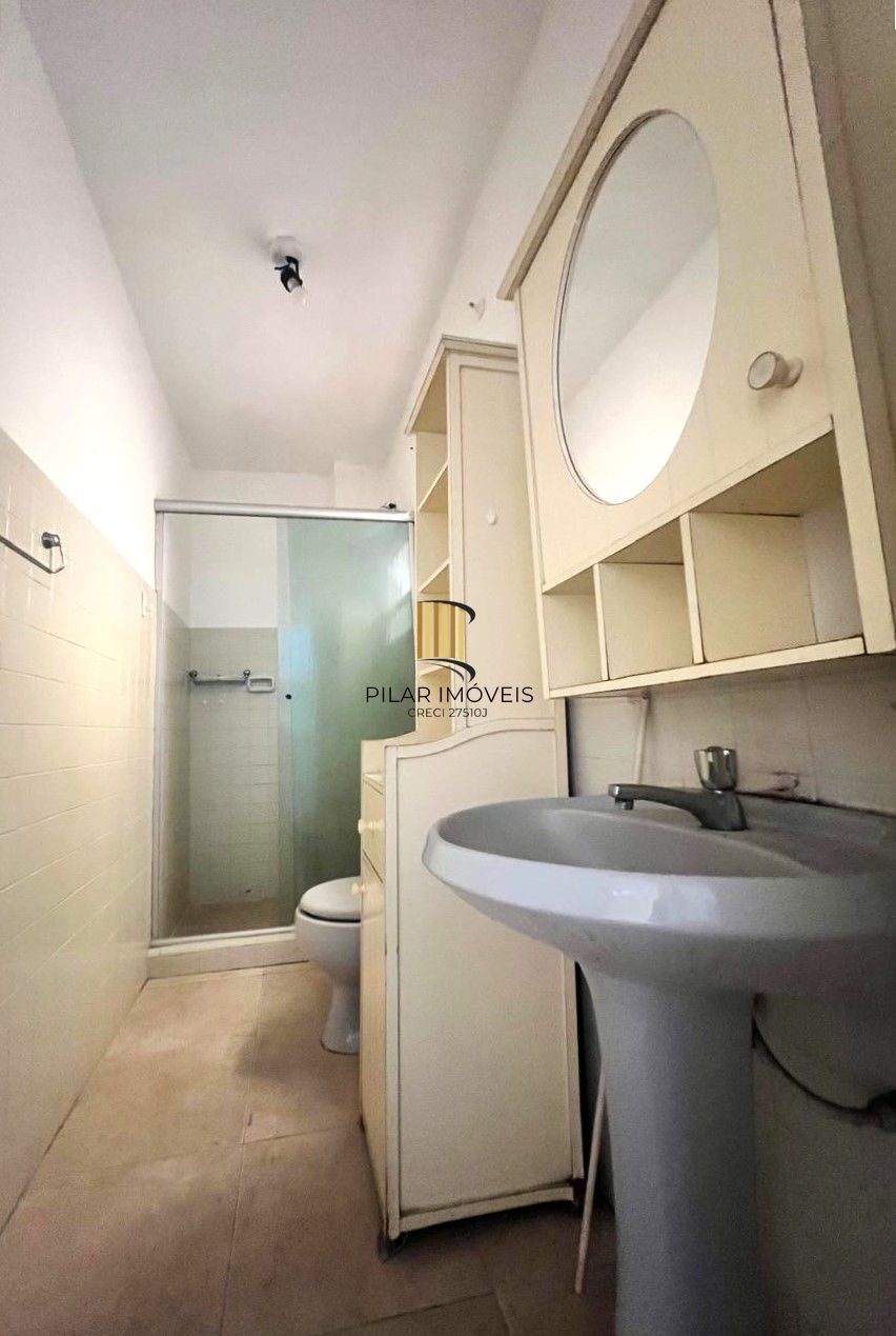 Apartamento 1 dormitório  Semimobiliado no Bairro Independência – Porto Alegre