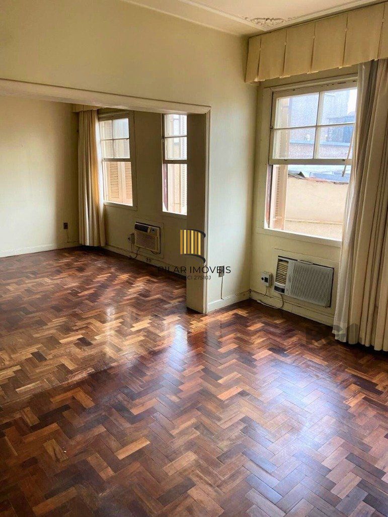 Apartamento 3 dormitórios no bairro Centro Histórico
