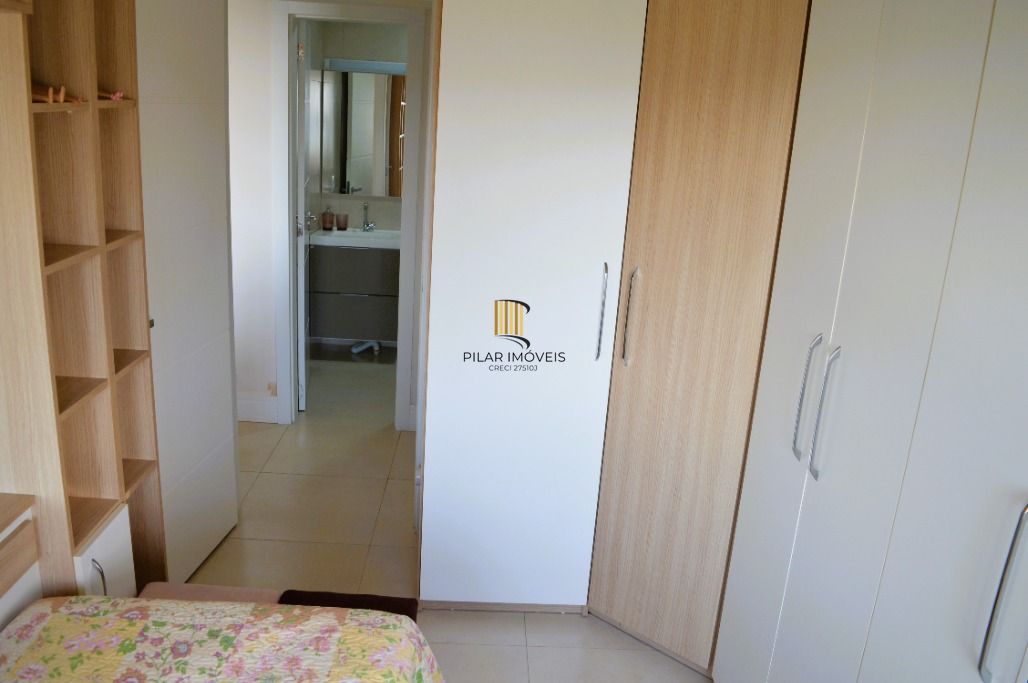 Impecável apto. 2 dormitórios -1 suíte, semimobiliado com linda vista e próximo ao Catamarã no Centro de Guaiba