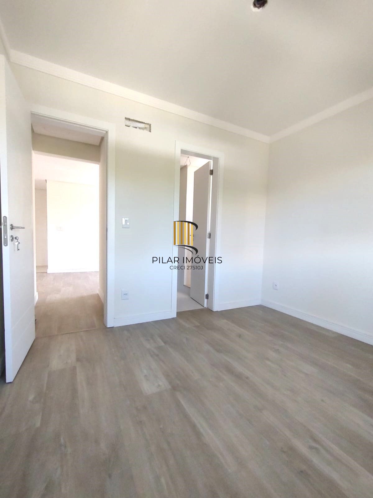 Apartamento com  2 suítes e lavabo em frente ao Parque da Redenção