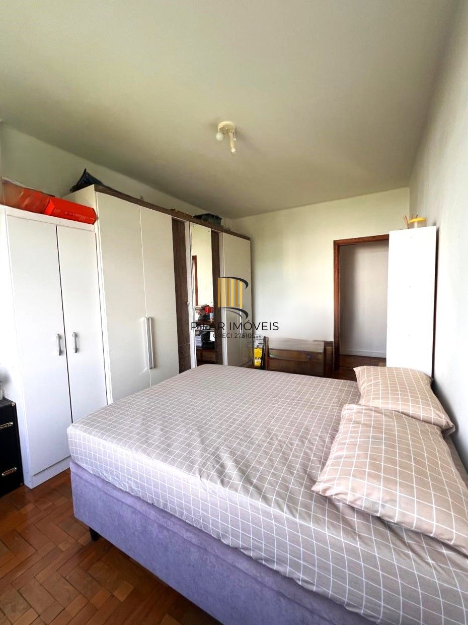 Apartamento 3 dormitórios em Frente a Faculdade de Odonto  e  Hosp. Clínicas