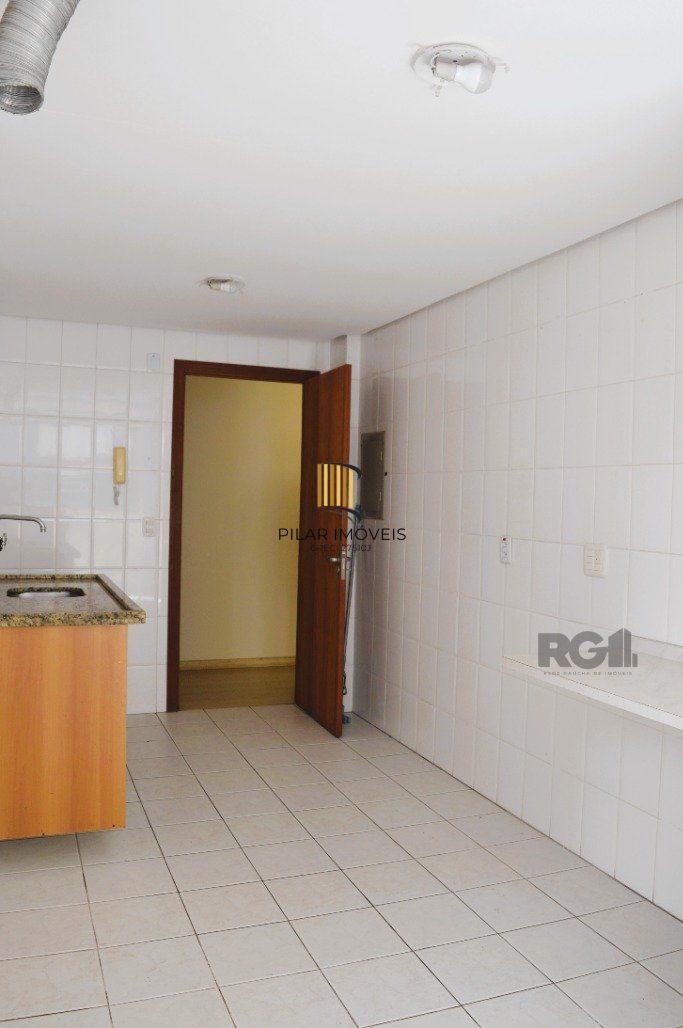 Excelente apto.2 dorm. com 1 suíte, churrasqueira e 1 vaga na Rua Olavo Bilac