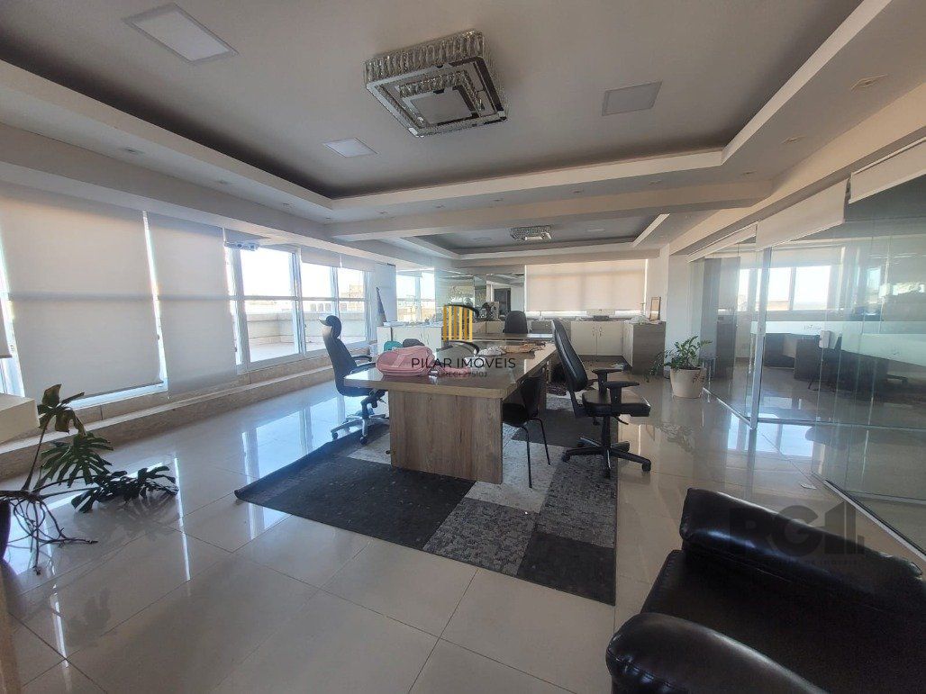 ANDAR INTEIRO NA GALERIA MALCOM 22º - SALA COMERCIAL LINDA E REFORMADA - Pilar Imóveis
