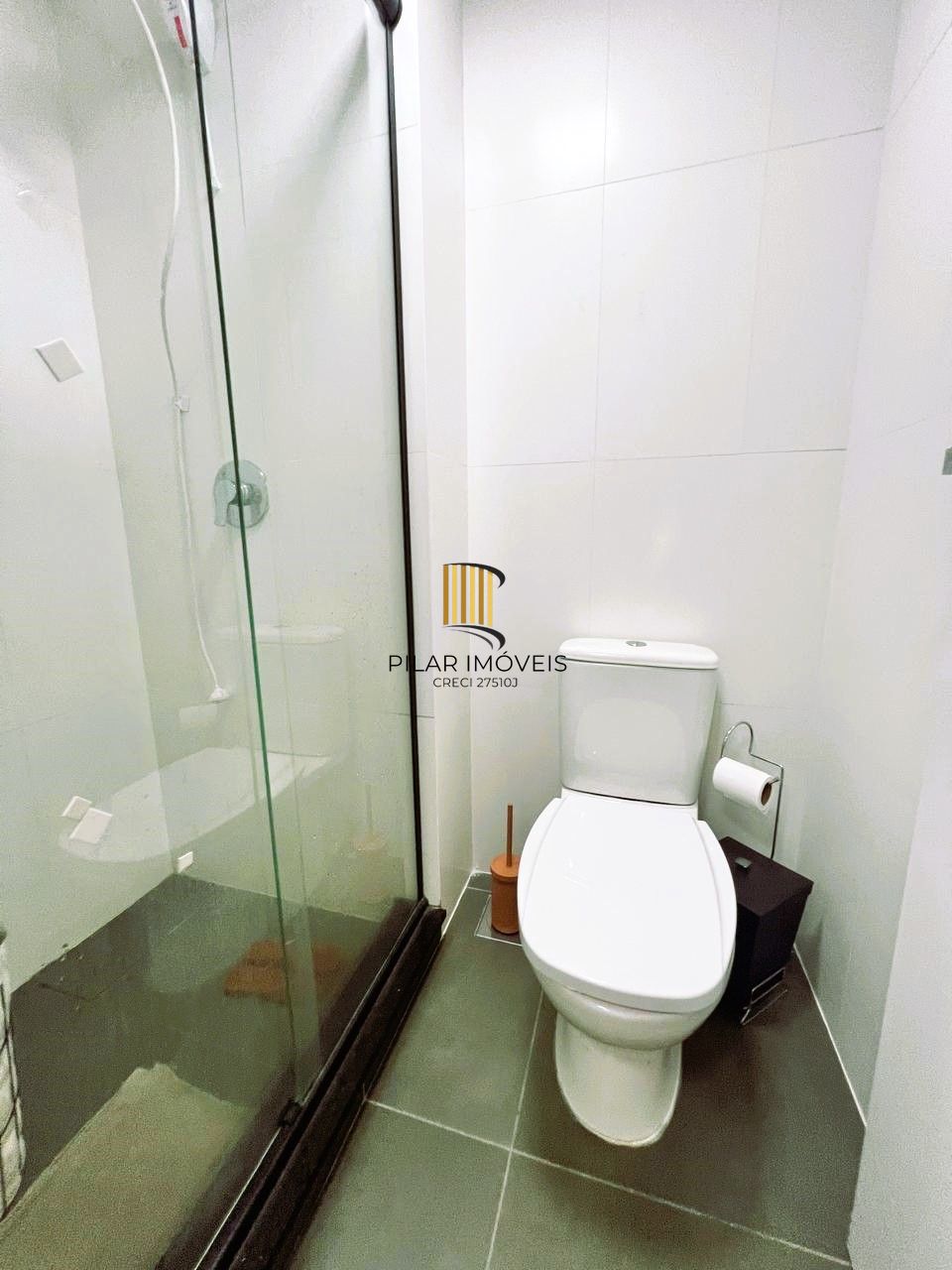 STUDIO SEMIMOBILIADO NA AV. VENÂNCIO AIRES PRÓXIMO AO HPS, UFRGS, HOSP. CLINICAS, COLÉGIO MILITAR!