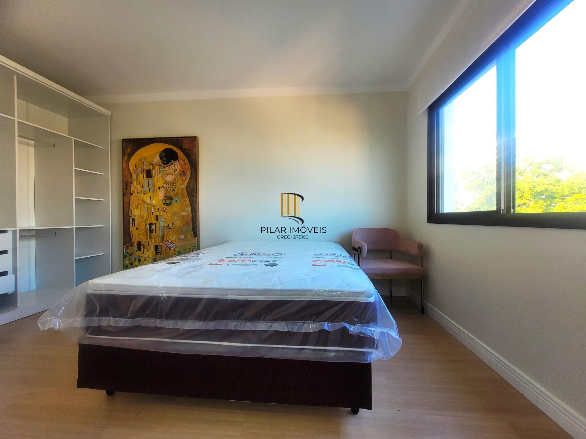 Excelente apartamento 2 dormitórios semi mobiliado no Mont`t Serrat
