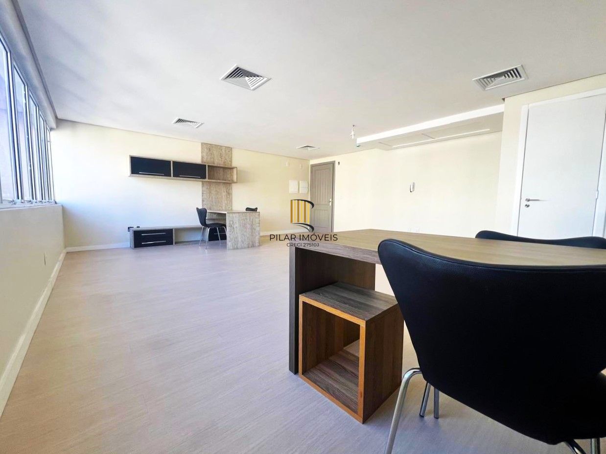 EXCELENTE SALA COMERCIAL COM VAGA NO CENTRO HISTÓRICO PRÓXIMA A OAB E CENTRO ADMINISTRATIVO!