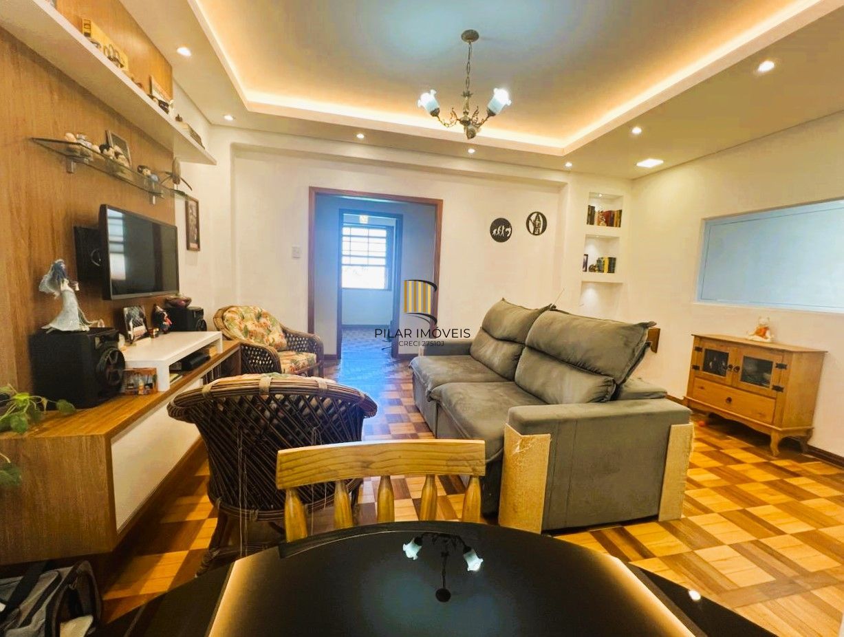 APARTAMENTO 3 DORMITÓRIOS NO BAIRRO BOM FIM PRÓXIMO A UFRGS E PARQUE REDENÇÃO.