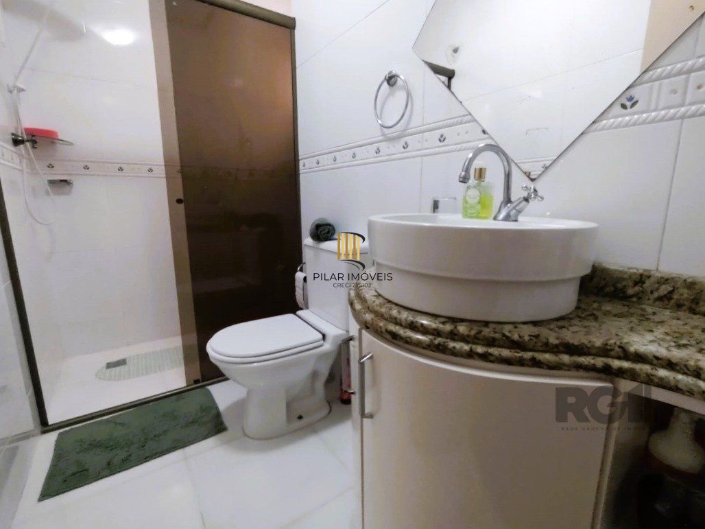 Casa 3 dormitórios no bairro Vila Cachoeirinha