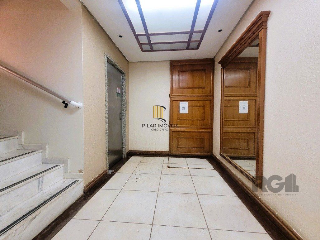 Apartamento 2 dormitórios no bairro Azenha