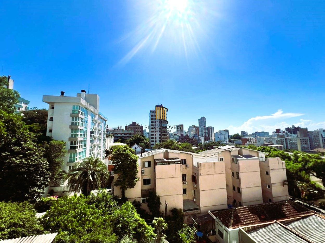 BAIRRO AUXILIADORA - APTO. NOVO 2 DORMITÓRIOS COM 1 SUÍTE E VAGA COBERTA.