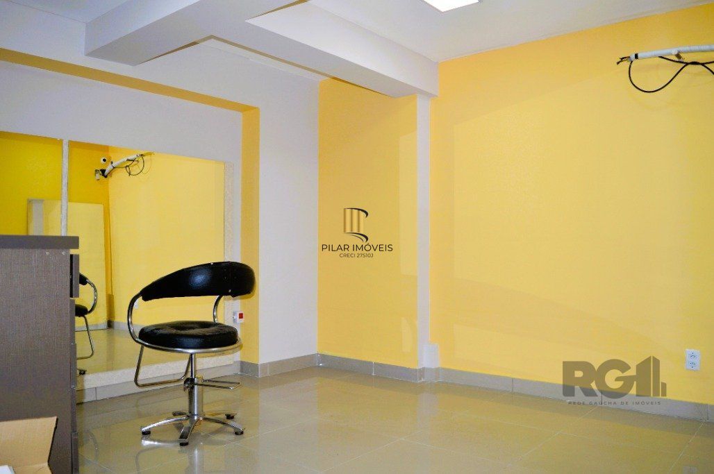 ANDAR INTEIRO NA GALERIA MALCOM 22º - SALA COMERCIAL LINDA E REFORMADA