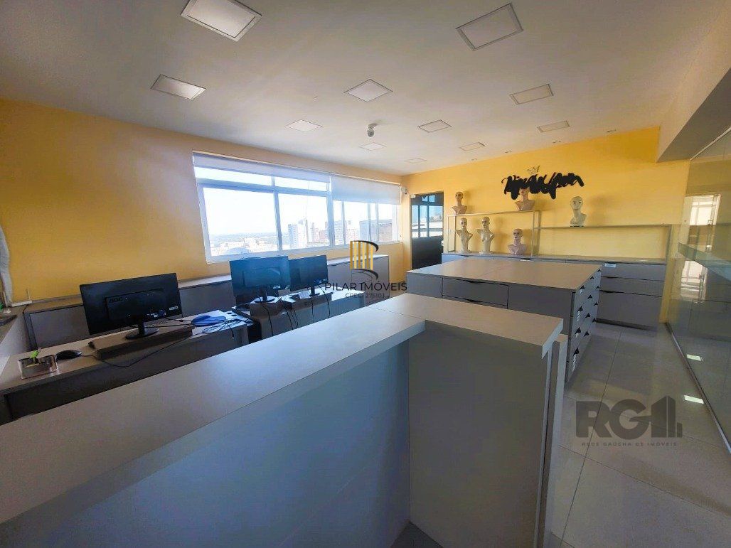 ANDAR INTEIRO NA GALERIA MALCOM 22º - SALA COMERCIAL LINDA E REFORMADA