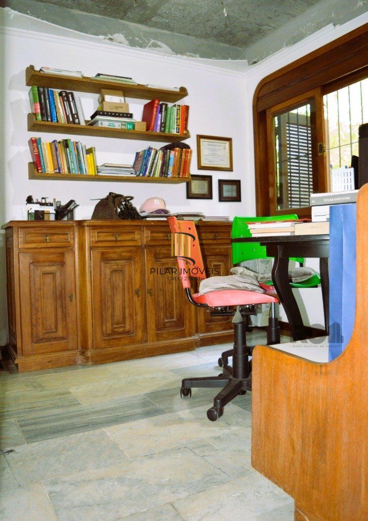 MAGNÍFICA MANSÃO ANOS 90 A BEIRA DO GUAÍBA NA ZONA SUL DE PORTO ALEGRE!