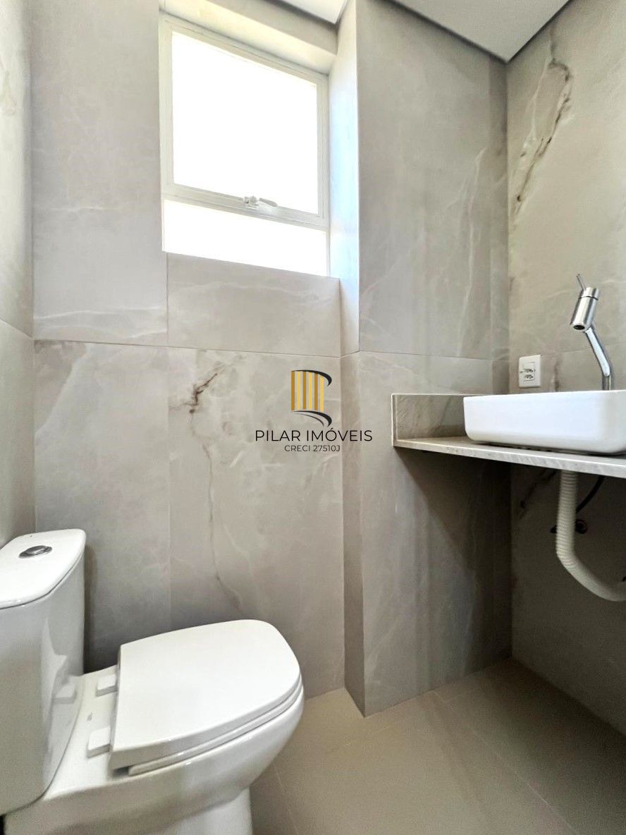 Excelente apartamento 2 dormitórios reformado no Bom Fim