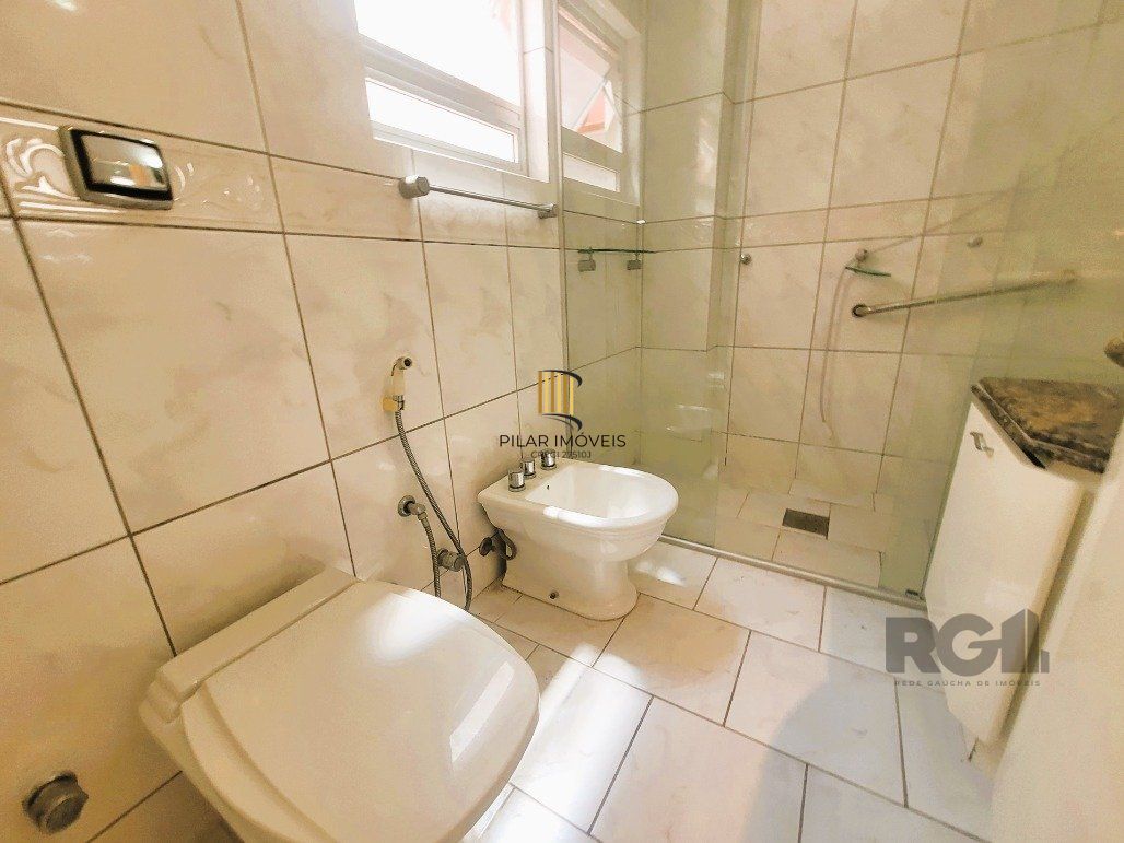 Apartamento 2 dormitórios no bairro Azenha